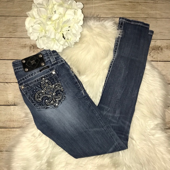Miss Me Denim - Miss Me Fleur de Lis Mid-Rise Skinny Jeans